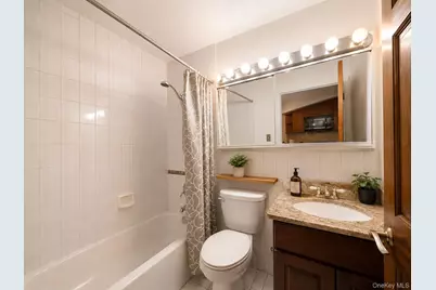130-14 60th Avenue #2E, Flushing, NY 11355 - Photo 4