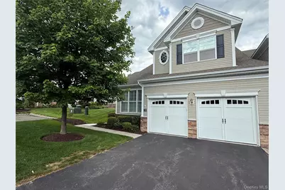 30 Pritchard Court, Fishkill, NY 12524 - Photo 1