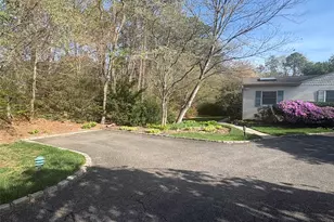 54 Old Brook Rd, Dix Hills, NY 11746 - Photo 12