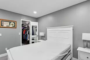 41 Richmond Blvd, Ronkonkoma, NY 11779 - Photo 10