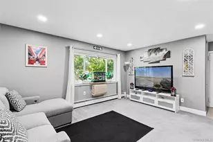 41 Richmond Blvd, Ronkonkoma, NY 11779 - Photo 8
