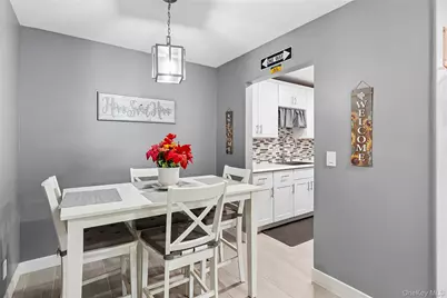 41 Richmond Boulevard #2B, Ronkonkoma, NY 11779 - Photo 2