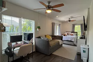 1661 Old Country Rd, Riverhead, NY 11901 - Photo 20