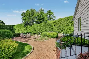 13 Dellworth Dr, Yorktown Heights, NY 10598 - Photo 36