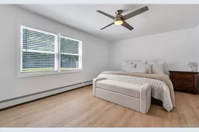 338 Easton Street, Ronkonkoma, NY 11779 - Photo 18