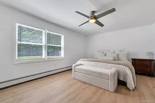 338 Easton St, Ronkonkoma, NY 11779 - Photo 18