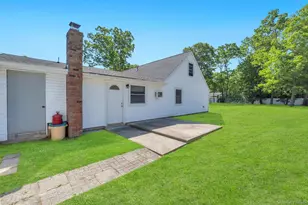 338 Easton St, Ronkonkoma, NY 11779 - Photo 36