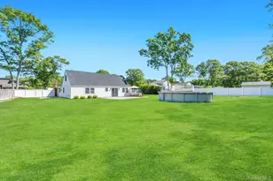 338 Easton St, Ronkonkoma, NY 11779 - Photo 34