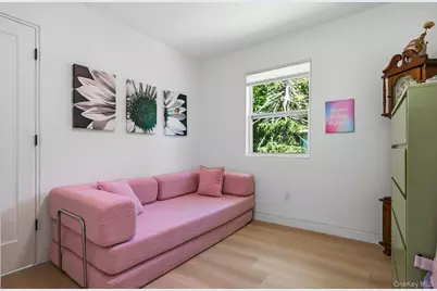 155 Brooklyn Avenue, Greenlawn, NY 11743 - Photo 22