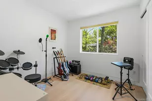 155 Brooklyn Ave, Greenlawn, NY 11743 - Photo 20