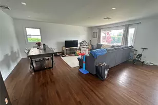 1741 Warren Pl, Merrick, NY 11566 - Photo 2