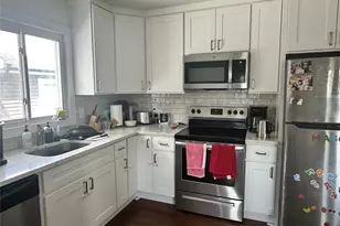 1741 Warren Pl, Merrick, NY 11566 - Photo 4