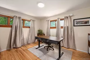 1644 Meadowbrook Rd, Merrick, NY 11566 - Photo 16