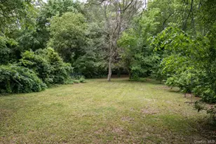 1644 Meadowbrook Rd, Merrick, NY 11566 - Photo 20
