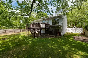34 Roberts St, Mastic, NY 11950 - Photo 18