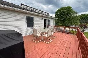 32 Louise Ln, Hopewell Junction, NY 12533 - Photo 2