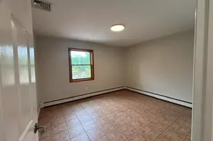 32 Louise Ln, Hopewell Junction, NY 12533 - Photo 8
