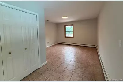 32 Louise Lane, Hopewell Junction, NY 12533 - Photo 10