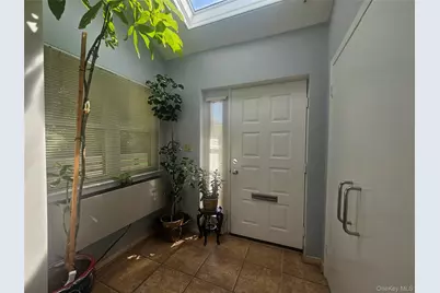 1337 Broadway #C10, Hewlett, NY 11557 - Photo 2