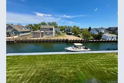 851 W Bay Drive, West Islip, NY 11795 - Photo 6
