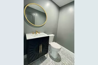 851 W Bay Drive, West Islip, NY 11795 - Photo 28