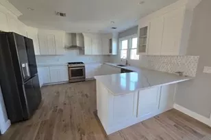 851 W Bay Dr, West Islip, NY 11795 - Photo 26