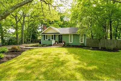 480 Miller Place Road, Miller Place, NY 11764 - Photo 2