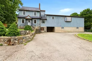 138 Arthur Ave, Thornwood, NY 10594 - Photo 2