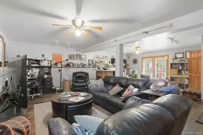 163 Van Keuren Avenue, Pine Bush, NY 12566 - Photo 24