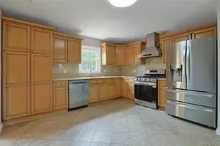 17 Quaspeak Rd, Congers, NY 10920 - Photo 14