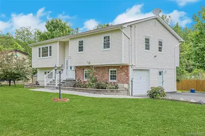 17 Quaspeak Road, Congers, NY 10920 - Photo 1
