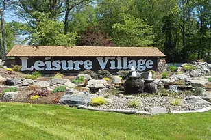 368 Woodbridge Dr, Ridge, NY 11961 - Photo 20