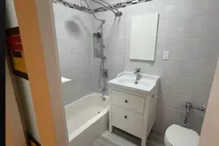 142-05 Roosevelt Ave, Flushing, NY 11354 - Photo 14