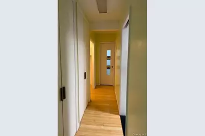 142-05 Roosevelt Avenue #415, Flushing, NY 11354 - Photo 6