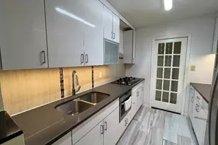 142-05 Roosevelt Ave, Flushing, NY 11354 - Photo 8
