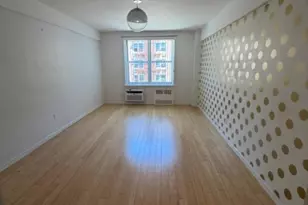 142-05 Roosevelt Ave, Flushing, NY 11354 - Photo 4