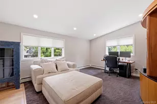 16 Wildwood Ct, East Islip, NY 11730 - Photo 26