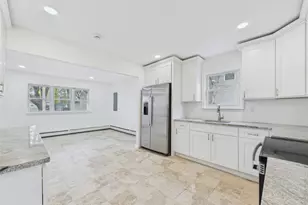 613 Bourdois Ave, Bellport, NY 11713 - Photo 10