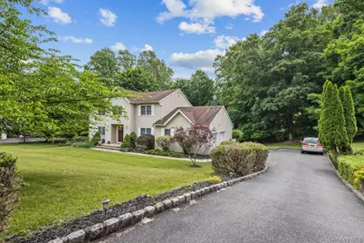 34 Marietta Drive, Pomona, NY 10970 - Photo 4