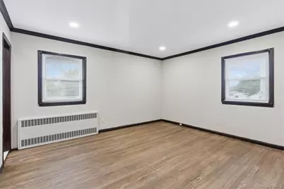 3962 Hahn Avenue, Bethpage, NY 11714 - Photo 24