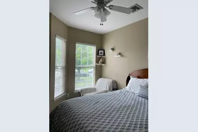 87 Summerfield Drive, Holtsville, NY 11742 - Photo 14