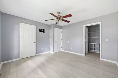 103 Hampton Avenue, Mastic, NY 11950 - Photo 14