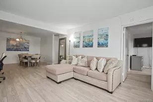 7 Balint Dr, Yonkers, NY 10710 - Photo 2