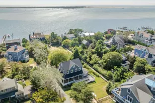 56 Oak Beach Rd, Babylon, NY 11702 - Photo 28