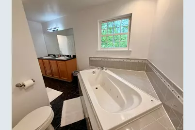 32 4th Avenue, Rocky Point, NY 11778 - Photo 20