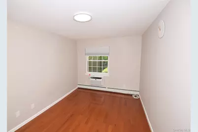 20804 Robert Road #189 L, Bayside, NY 11360 - Photo 8