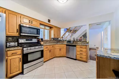 31 Dogwood Hills Road, Newburgh, NY 12550 - Photo 16