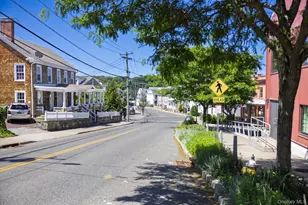 7 Deer Path, Port Jefferson, NY 11777 - Photo 34