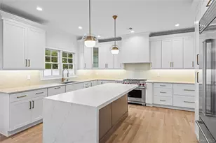 92 Biltmore Blvd, Massapequa, NY 11758 - Photo 12
