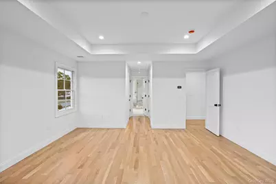 92 Biltmore Boulevard, Massapequa, NY 11758 - Photo 22